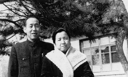 这件事对王秉璋又是一个启发,交通壕逼近既可以缩短攻击路线,还能给