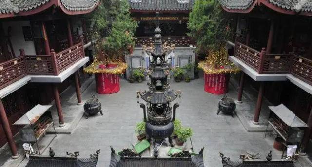 原创百年神庙能让洪水绕道专家都难以解释竟被三个孩子解开疑团