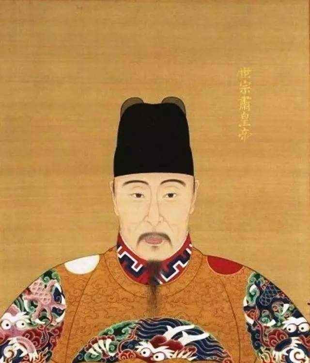 万历皇帝为何28年不上朝陵墓打开后真相大白是个男的都忍不了