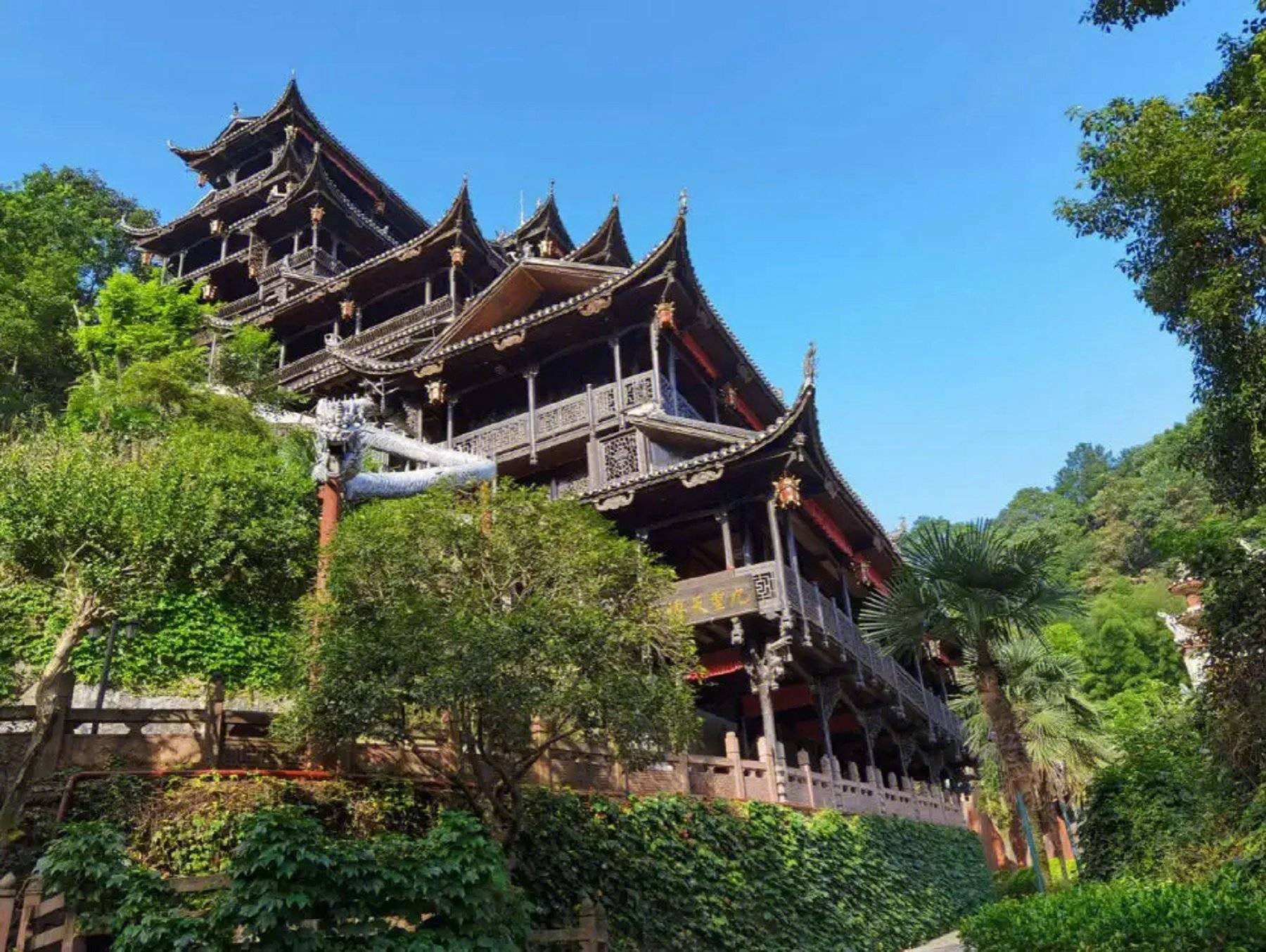 镇江到恩施旅游小包团要多少钱镇江到恩施旅游小包团攻略及费用