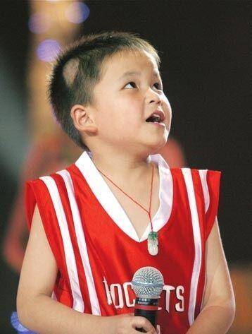 曾是国人夸赞的抗震小英雄,9岁放出豪言要上清华,如今只会演戏_林浩