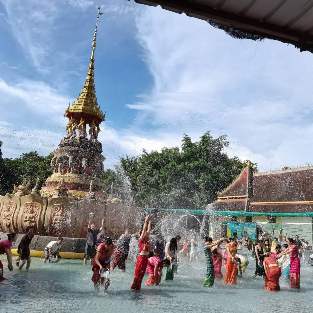 游玩西双版纳泼水节需要注意什么去云南泼水节游玩必看的几个建议