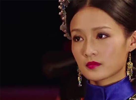 她17岁进宫比乾隆小36岁其女破例封固伦公主后嫁和珅之子