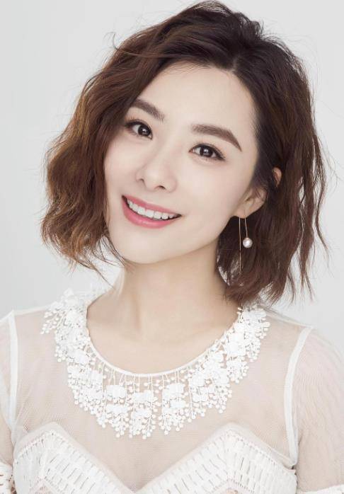 原创刘璇21岁摘得奥运金牌36岁下嫁富二代41岁有儿有女身家过亿