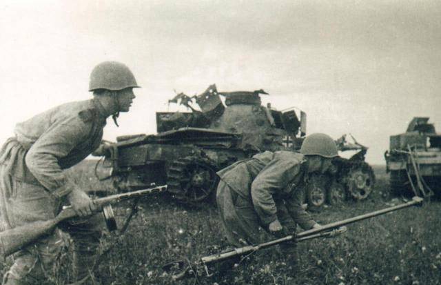 了未来会发生的危险,希望最高领导层可以让基辅中驻扎的军队尽快撤退