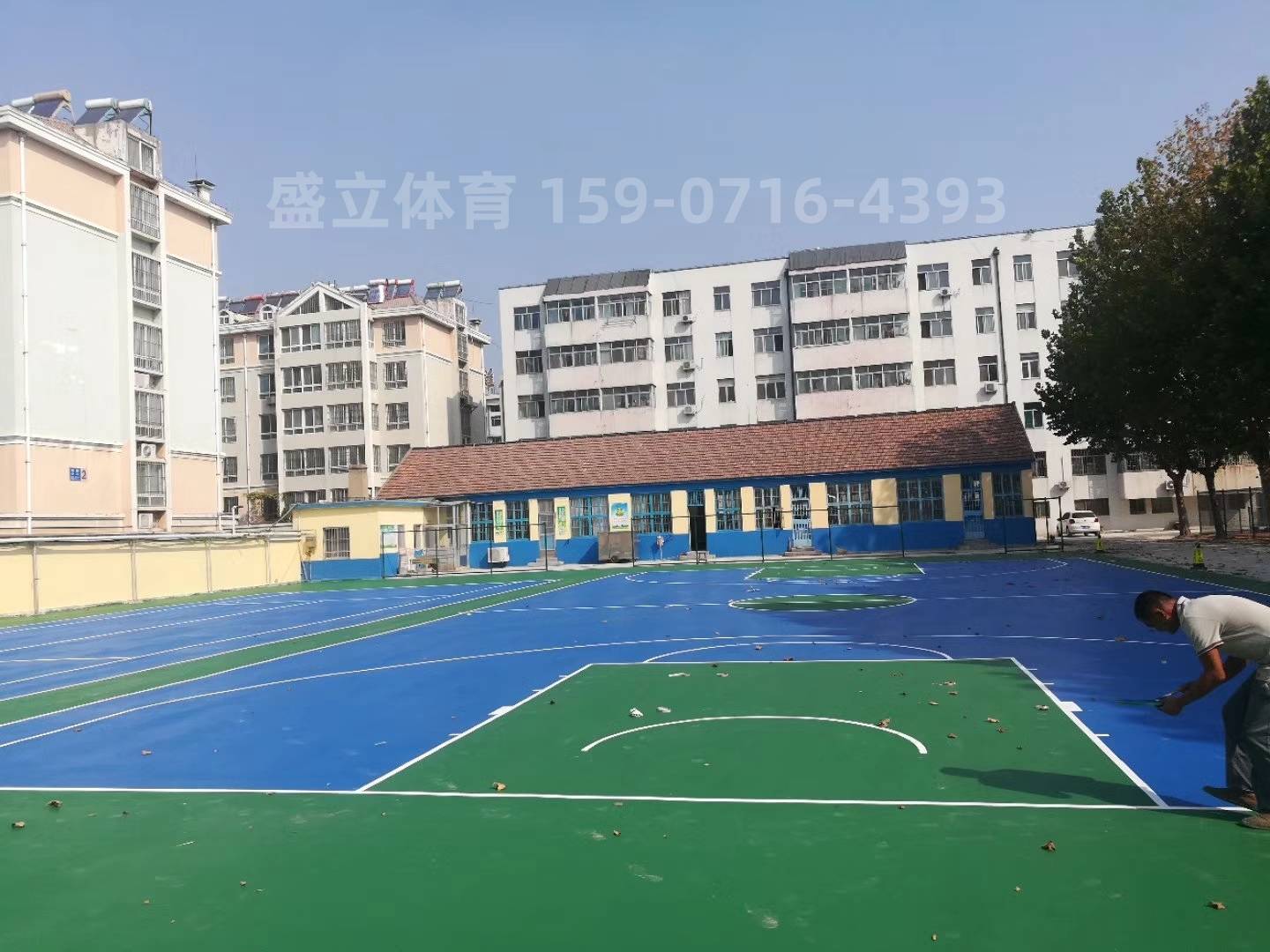 塑胶篮球场价格一平方多少钱