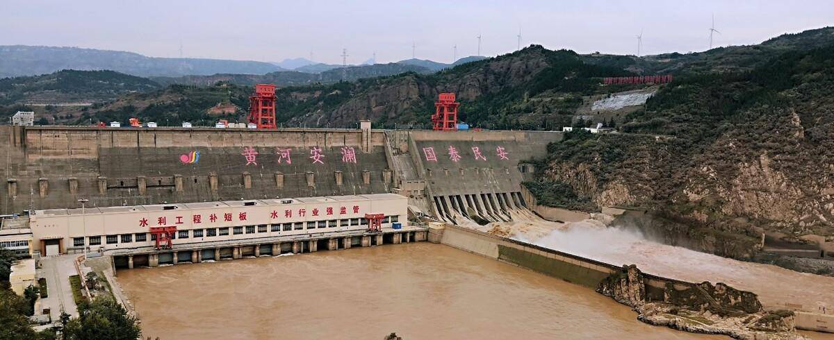 原创万里黄河第一坝三门峡中国水利史上的惨痛教训