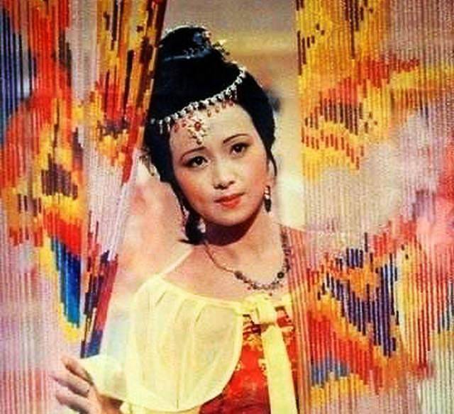 原创红楼秘事揭秘秦可卿的卧室美学尽显风流难怪宝玉想在这午睡