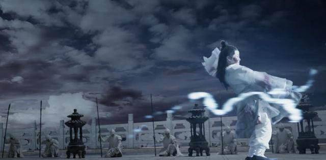 他是四海八荒遭雷劈次数最多的男主角算下来至少五位数夜华君表示心里