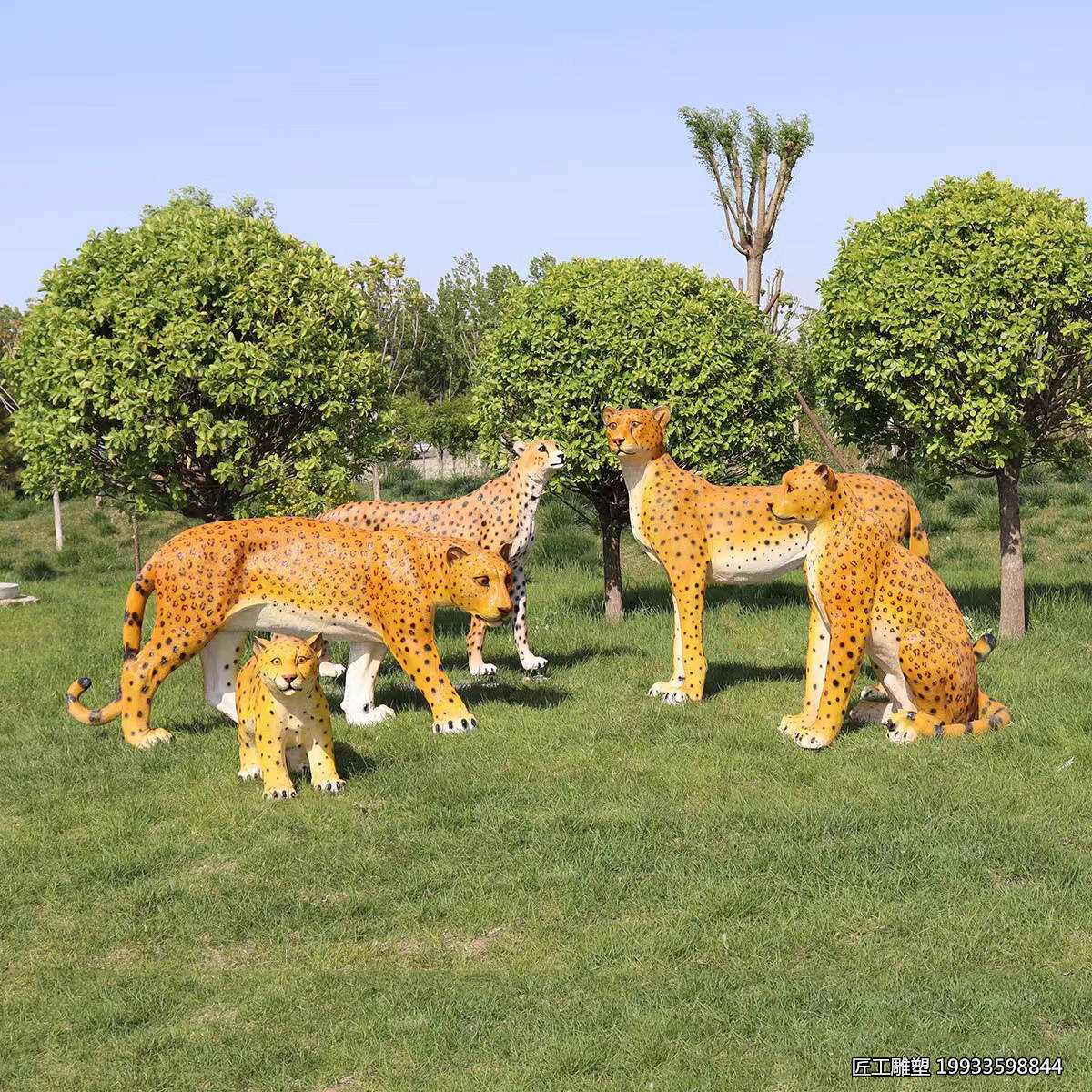 玻璃钢金钱豹雕塑仿真动物模型美陈小品