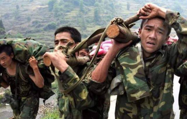 原创汶川地震12岁女孩被军人救出称10年后嫁给他如今在一起了吗