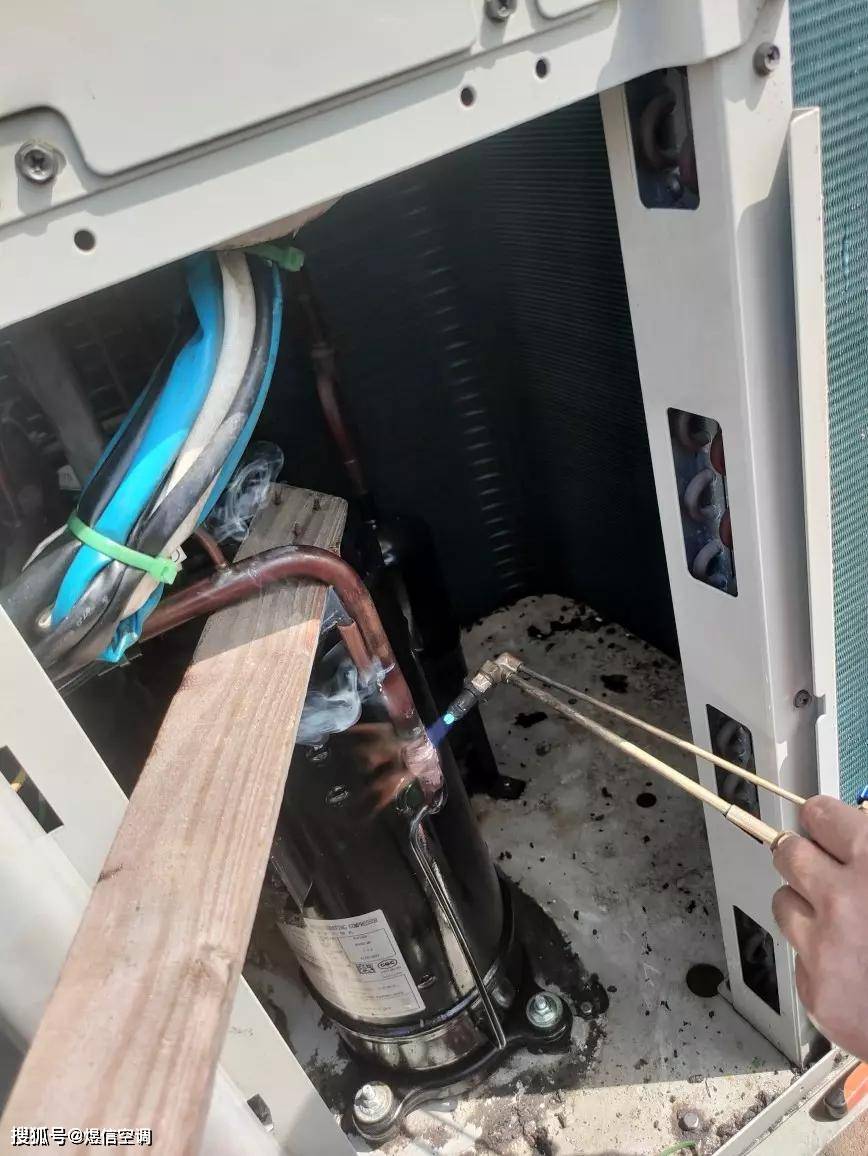 中央空调压缩机过流报警是怎么回事