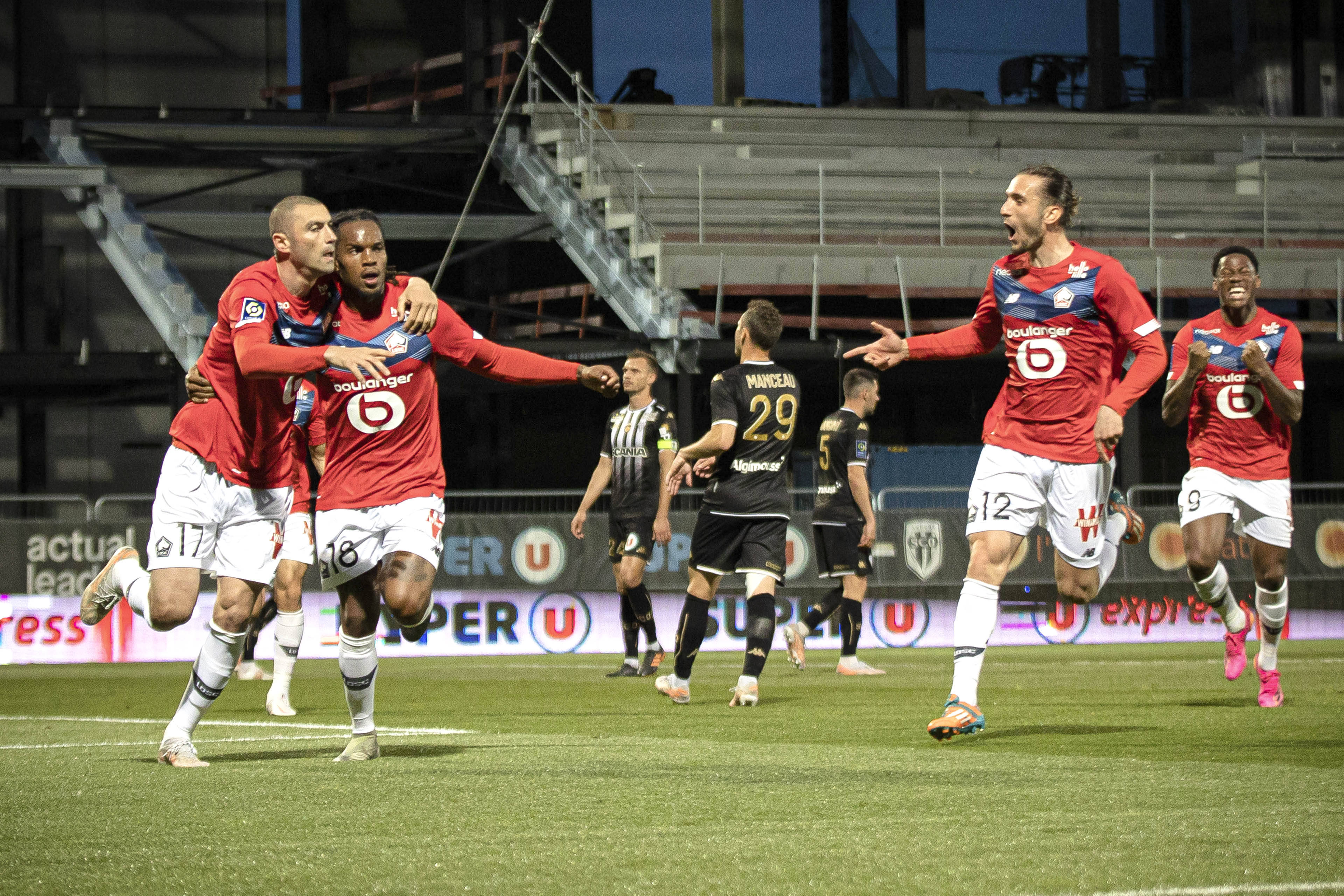 维拉_比赛_主场