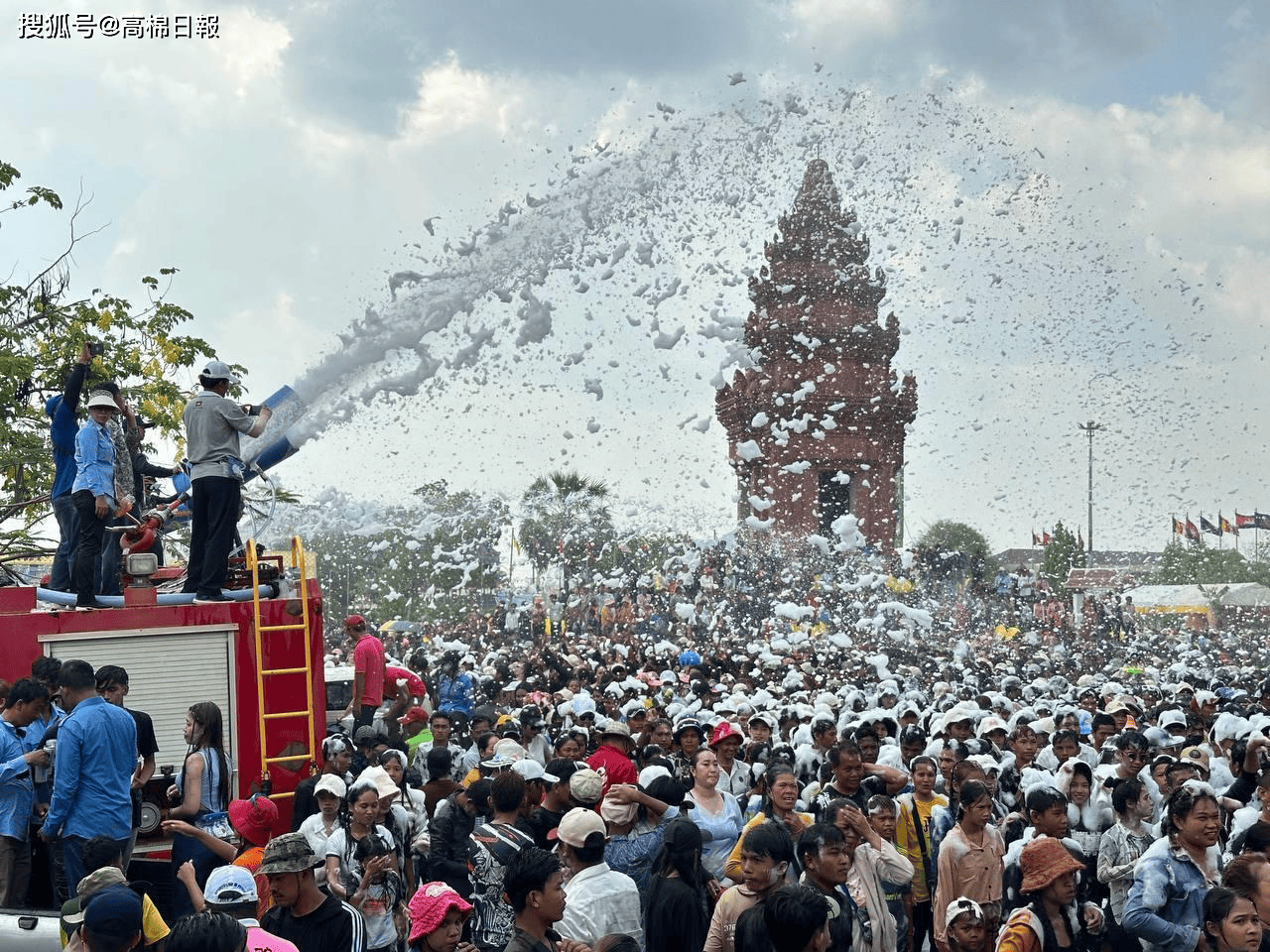 据柬埔寨旅游部发言人杜速帕表示,旅游部的数据统计主要来自酒店