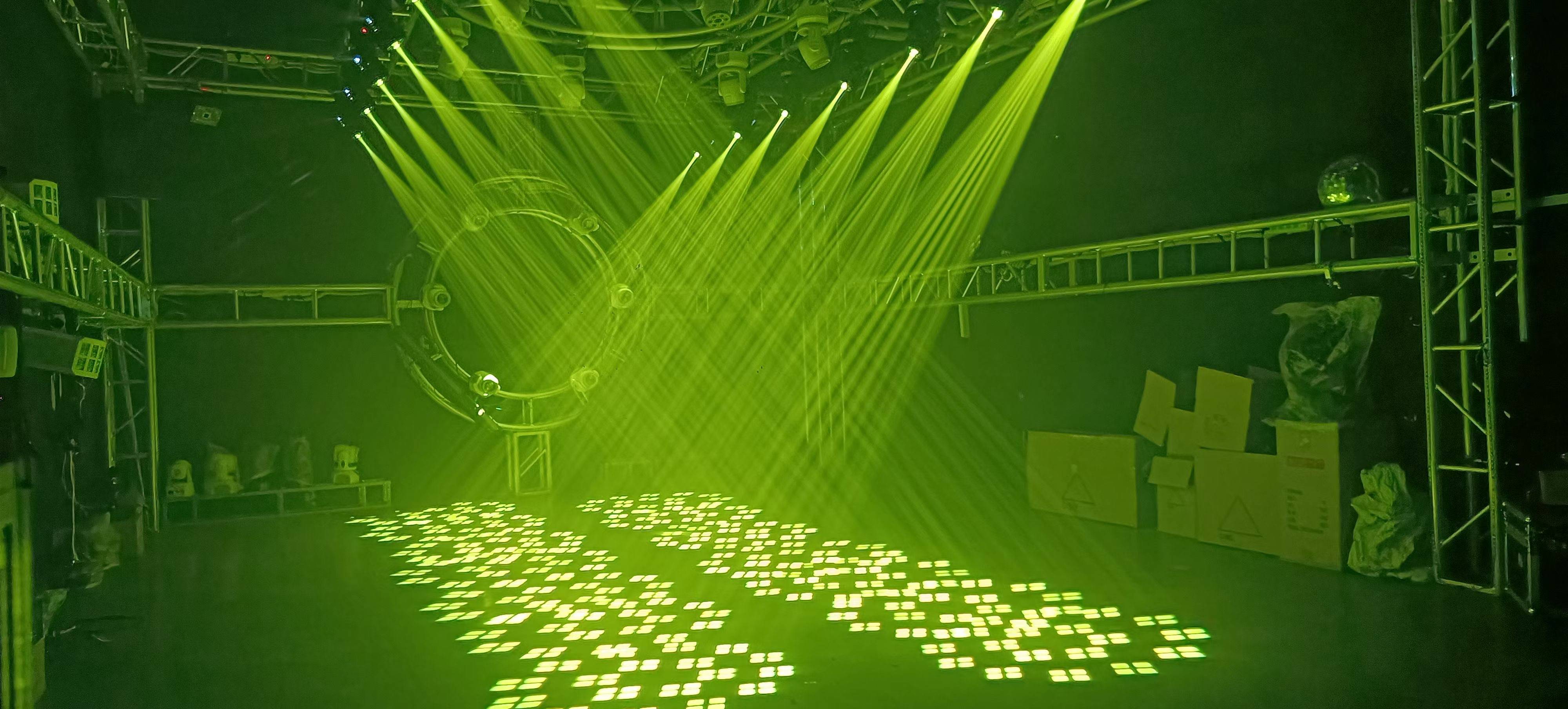 鑫瑞源声光电科技,专业研发音视频设备和智能灯光设备佼佼者,效果惊艳