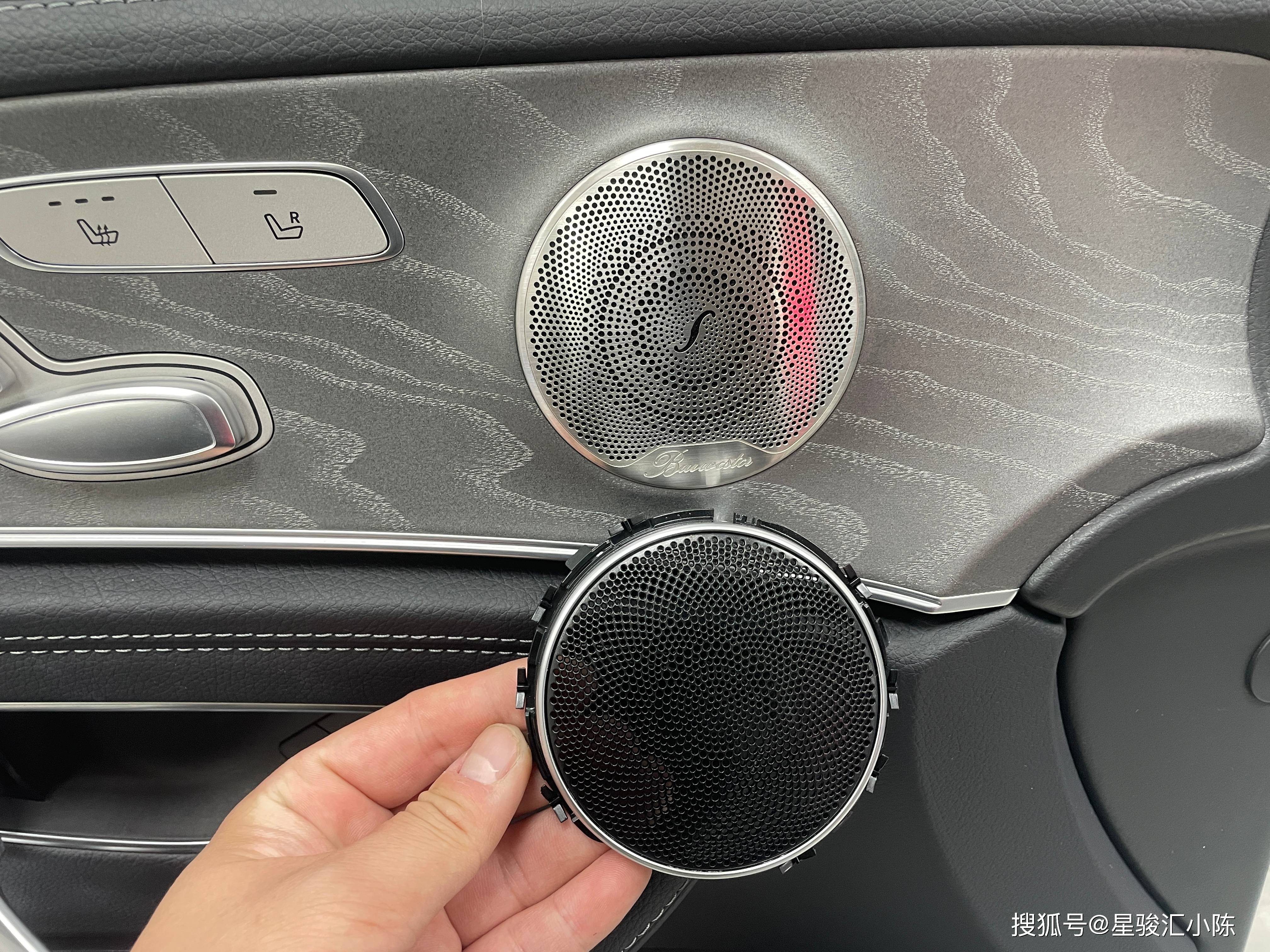 奔驰e300l e350el改装小柏林之声音响,一共13个喇叭和