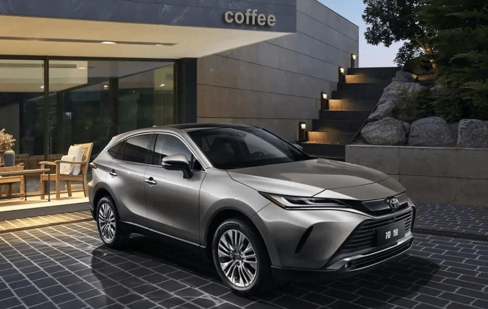 丰田豪华suv"降至谷底"!从24.6万降到13.8万,搭载2.0l cvt,1公里3毛