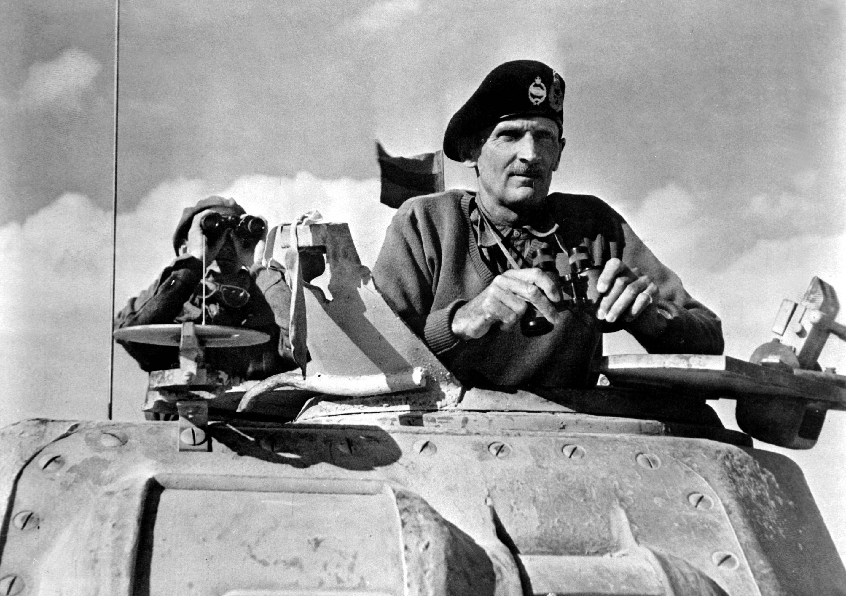 1960年,蒙哥马利在延安看公共澡堂,得出结论:中国陆军