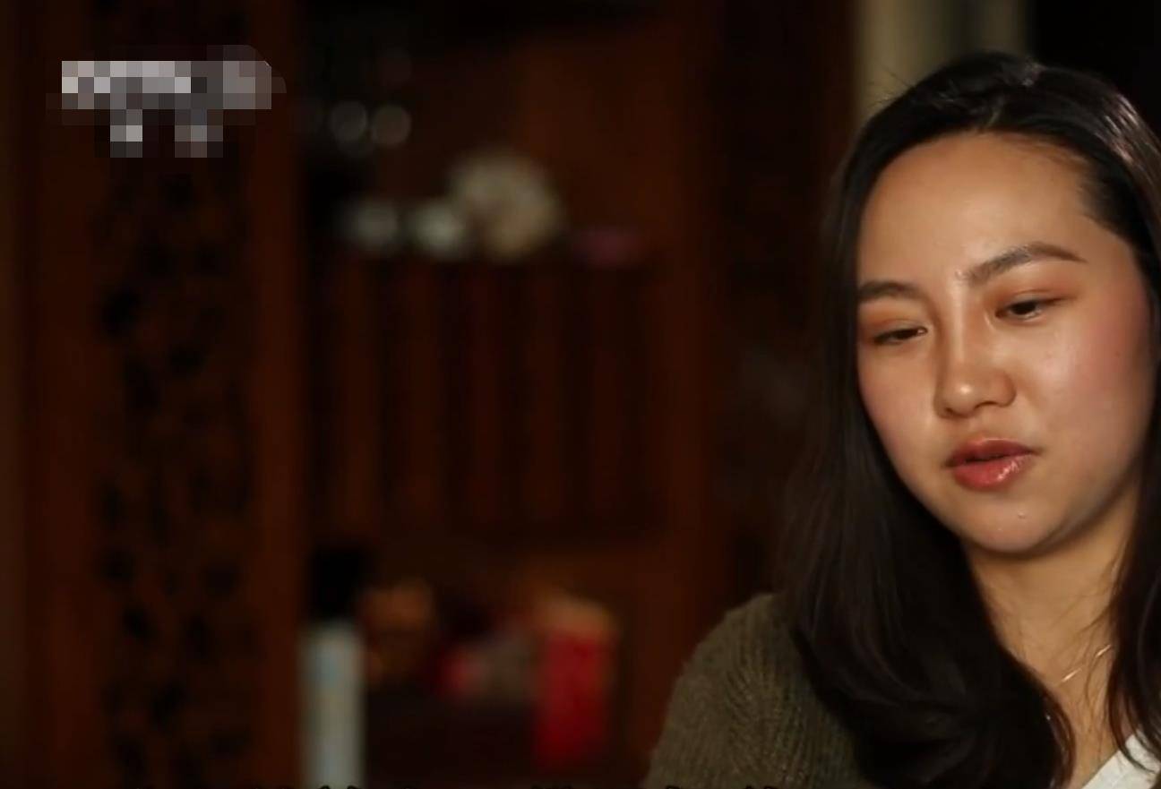 2008年汶川地震,两孤女被富商"爸爸"收养,10年后:人生蜕变