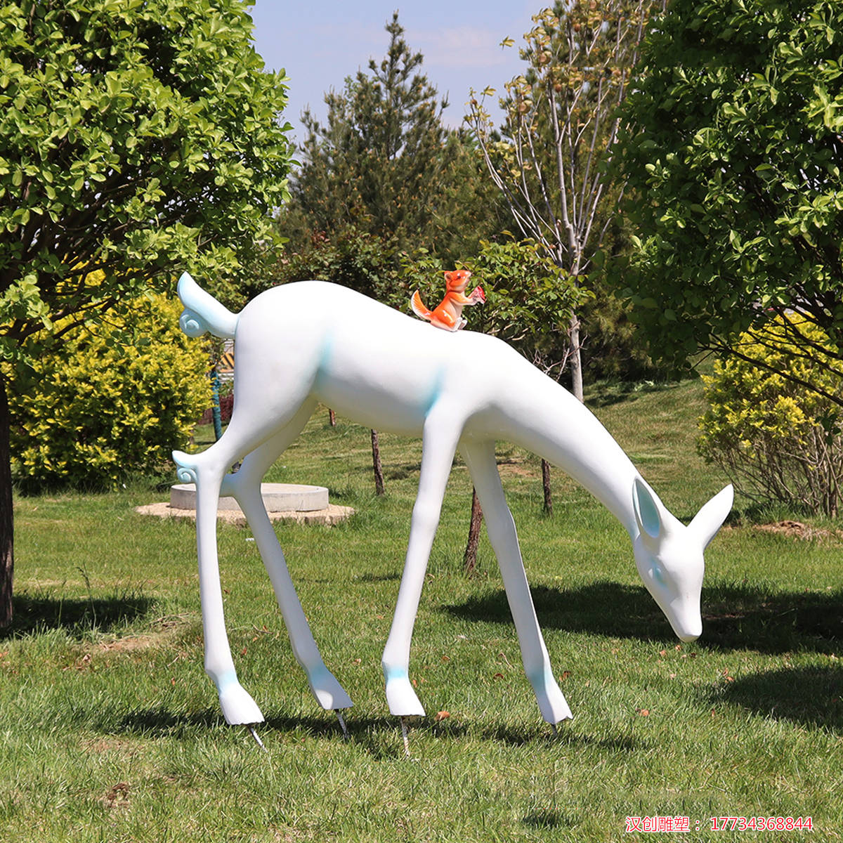 玻璃钢动物吉祥鹿雕塑 景观美陈小品草坪摆件