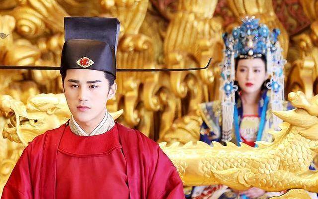 她从平民变成一代贤后,光靠漂亮无法让皇帝欲罢不能,要有真本领