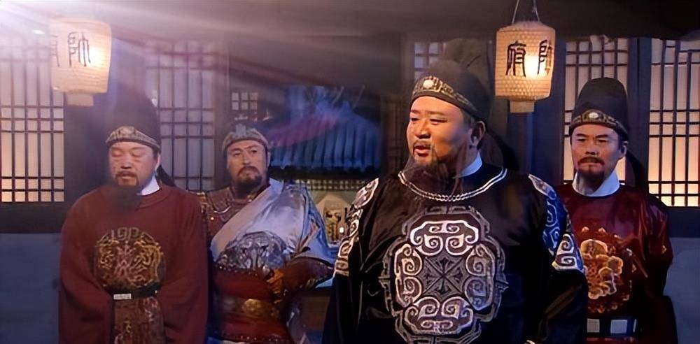 狄仁杰身边的16个卧底,邱静和鲁吉英藏的最深,如燕简直是白送