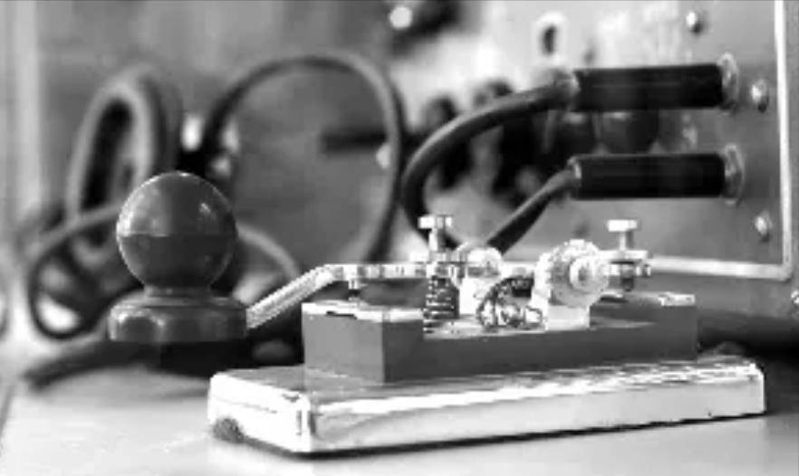 二战中最奇葩制敌手段,不费一兵一卒,疯狂戏耍德军打败纳粹德国