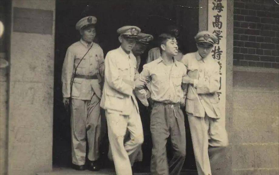 坦然大笑,娶妻子也是革命需要,妻子坦言:我无怨_忻玉英_王孝和_国民党