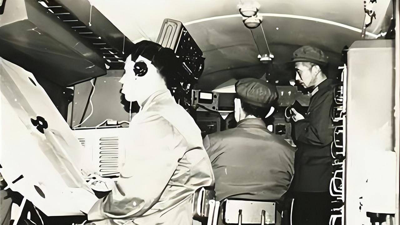 1968年,地空导弹营长7次"违令",拒不发射导弹,救下4架战机