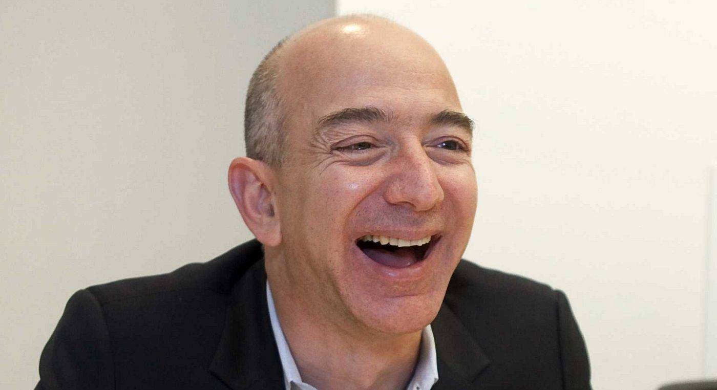 你想不到的抠门首富:儿子手术拒付医药费,一块毛巾竟用27年_贝佐斯