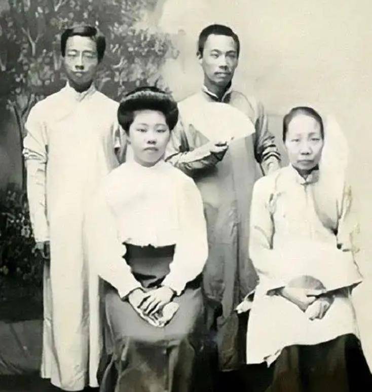 "鲁迅的三弟"周建人96岁去世,留下7个子女,如今现状如何?