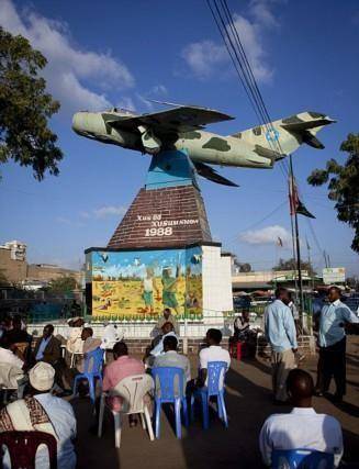 "国家"索马里兰有多奇葩?穷的只剩钱,百姓把钱摆到地摊售卖