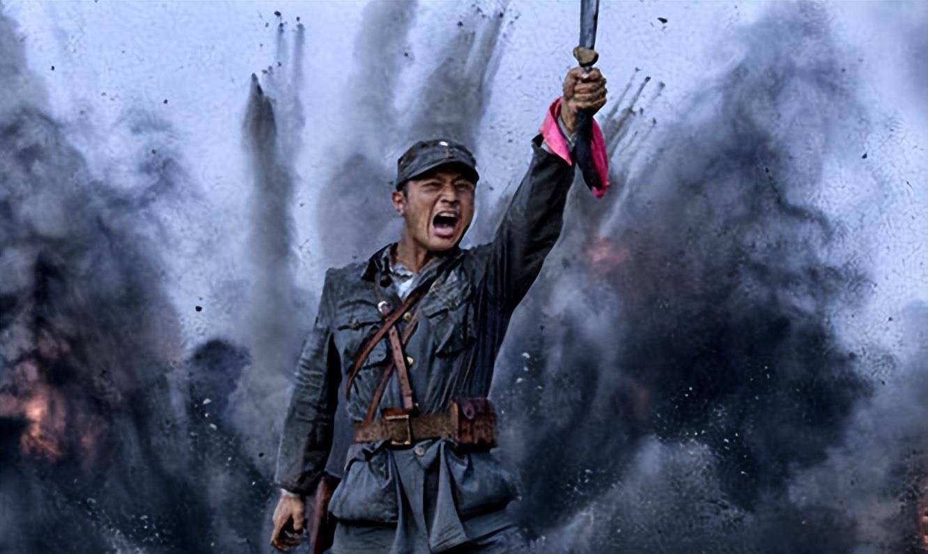 1950年客人点名要吃一菜一汤,老板娘闻言落泪:你们认识我丈夫