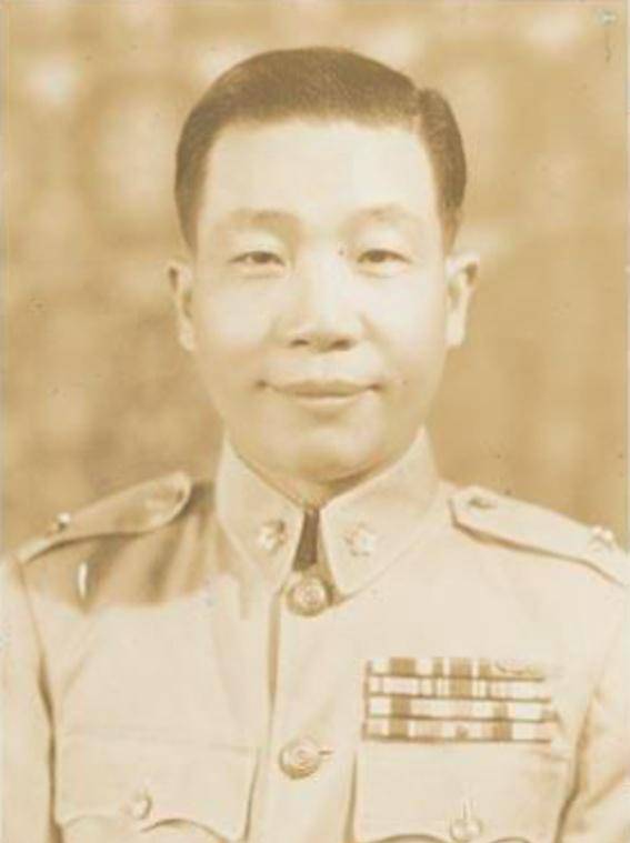 他在台湾被称屠夫,没有战绩却很受蒋恩宠,官至国军二号人物
