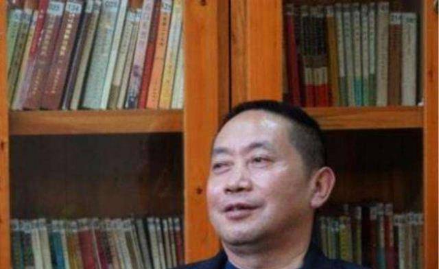 34年,红52团神秘失踪,中央调查无果,70年后揭开惊心动魄的秘密