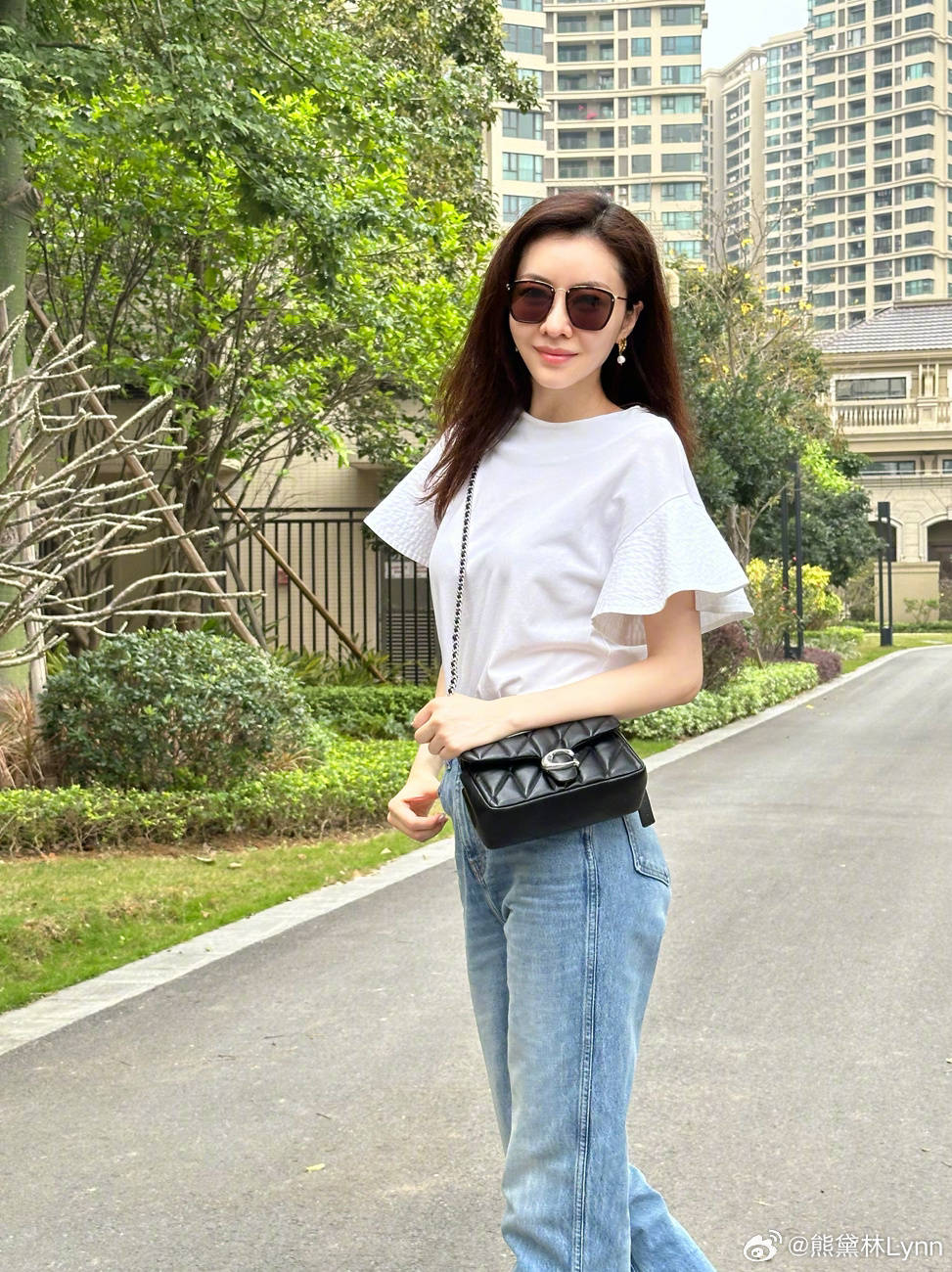 熊黛林,这气场谁能扛得住!