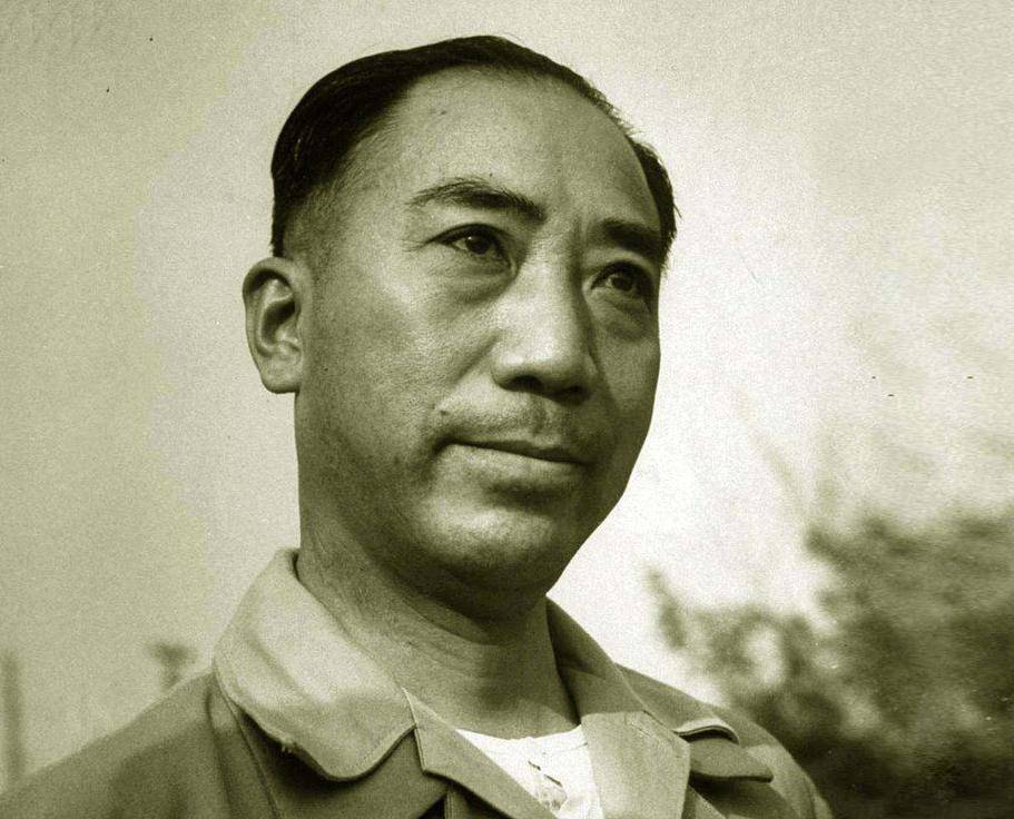 1949年,国军一名中将收到地下党组织命令:请策反上海50万驻军