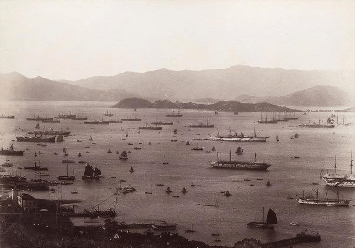 23张从未见过的真实图片,13个年轻男子为她殉情,1880