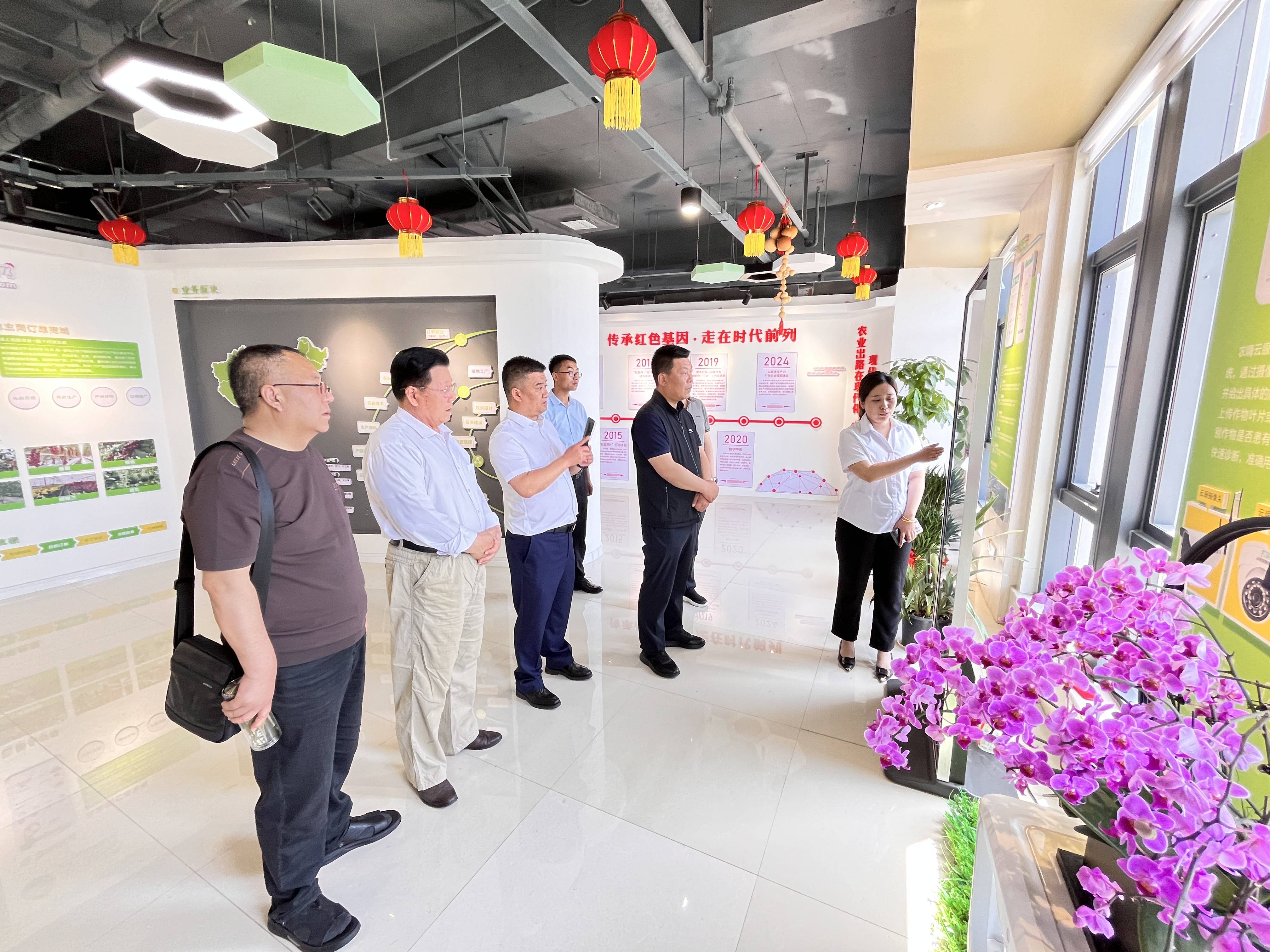 芒种集团:甘肃庆城县副县长李蔚然一行到芒种集团考察