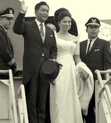 马科斯夫人:菲律宾选美皇后,贪占100亿美元,5千条裙子随时换