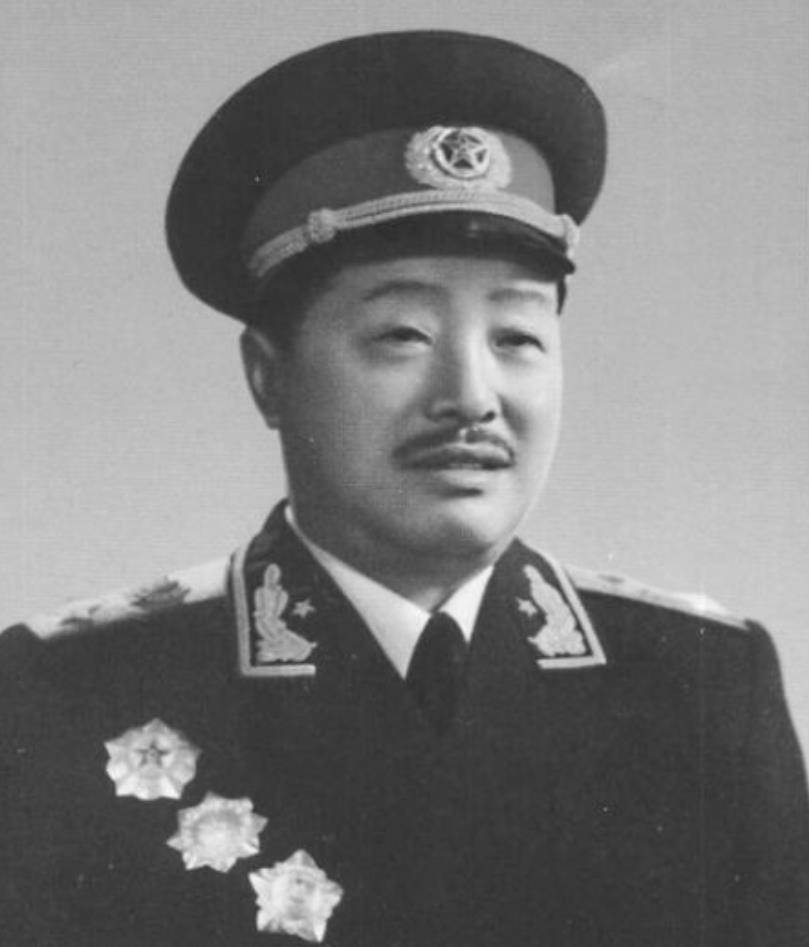 八宝山公墓,谁的墓祭扫最多81号墓曾安葬着谁?无名碑?