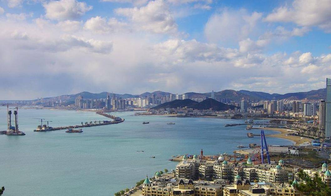 中国最尴尬的城市,属于东北却不说东北话,这是为啥?