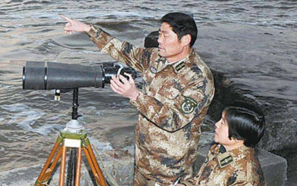 他和妻子孤守无人岛32年,年薪只有5000块,58岁去世被称时代楷模