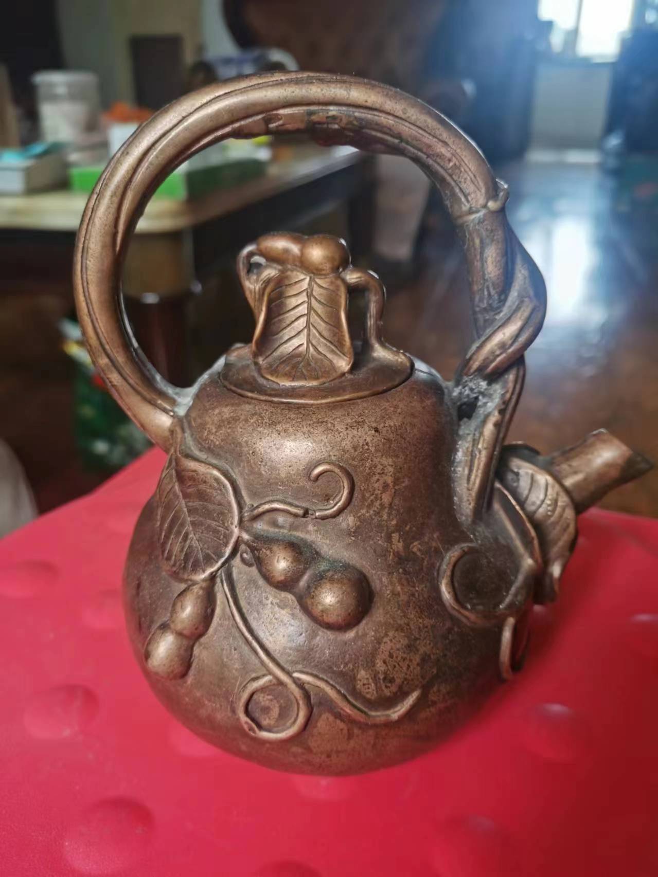 大明宣德年制铜茶壶