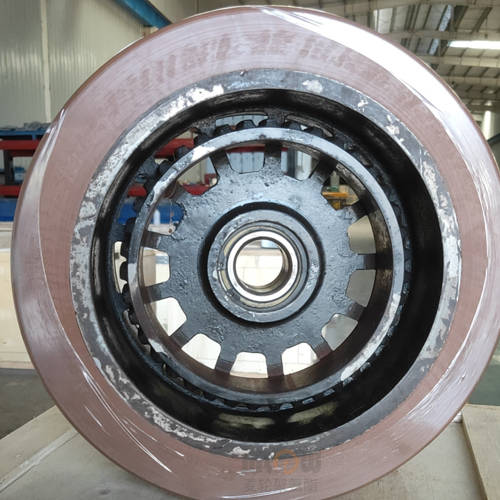 揭秘聚氨酯重载包胶轮:工艺流程,物理特性与多样用途