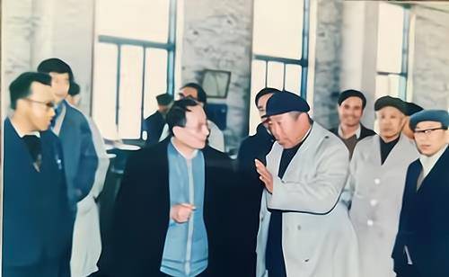 他曾任辽宁省委书记,辽宁经济奠基人,一生清廉,78岁病逝