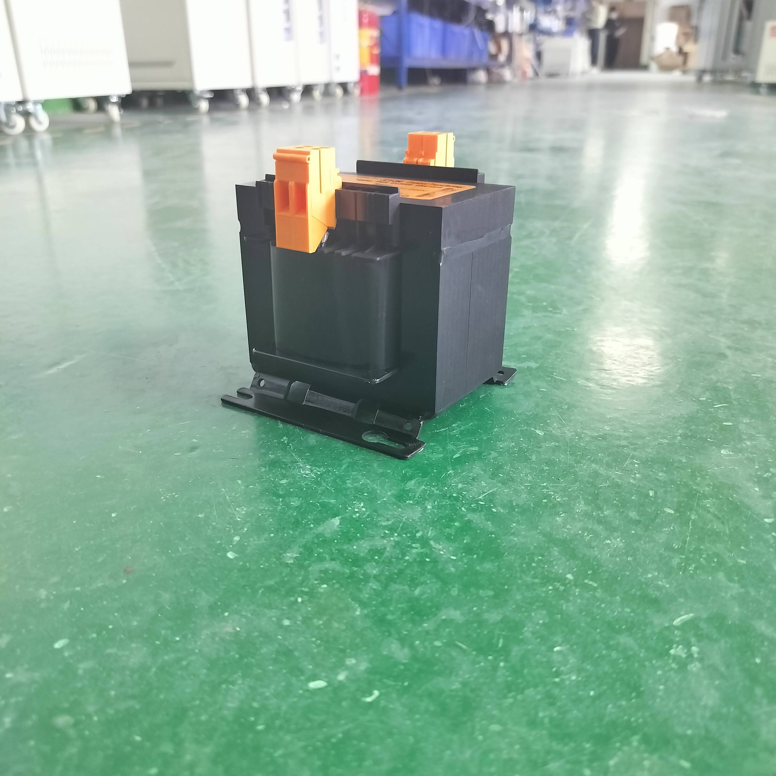 480v变220v出口ul变压器 连接组别dyn01 卓尔凡电源