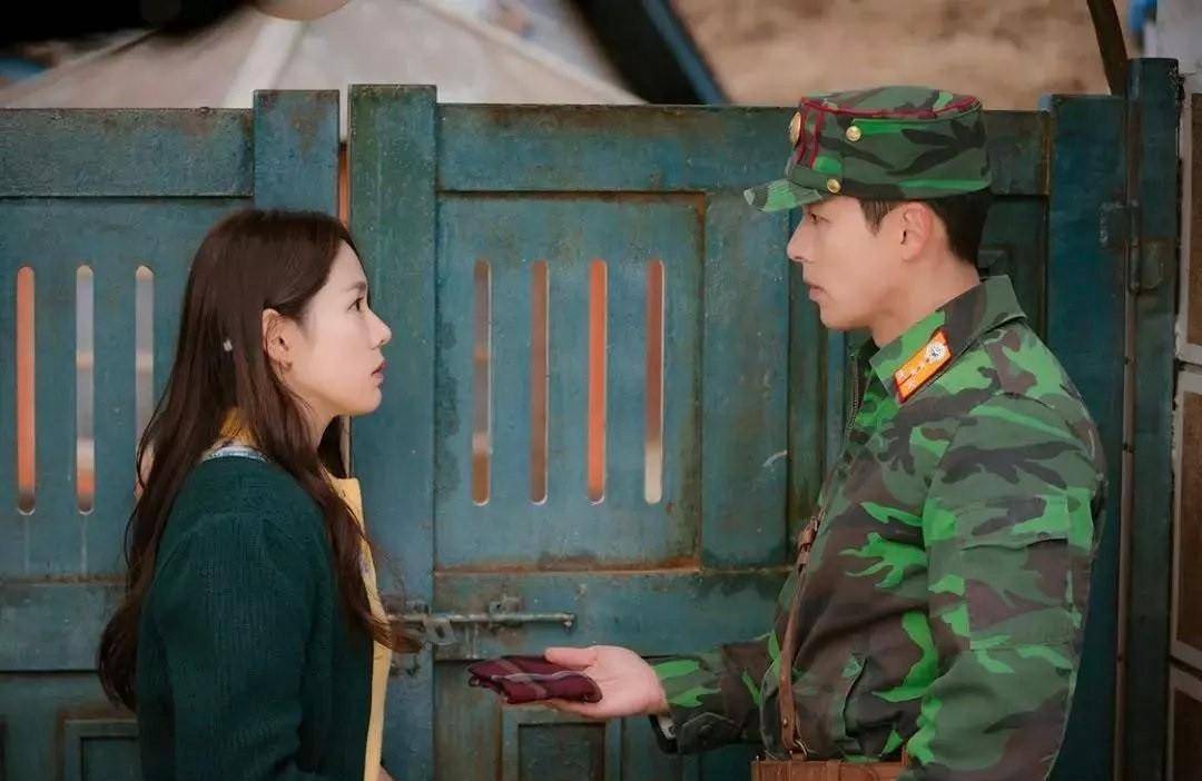 分开后,男人真正放不下,会有的行为_时候_感情_爱情