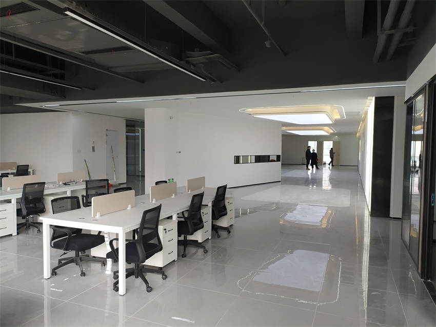 合肥办公室装修:1500平鉴创办公空间实景效果