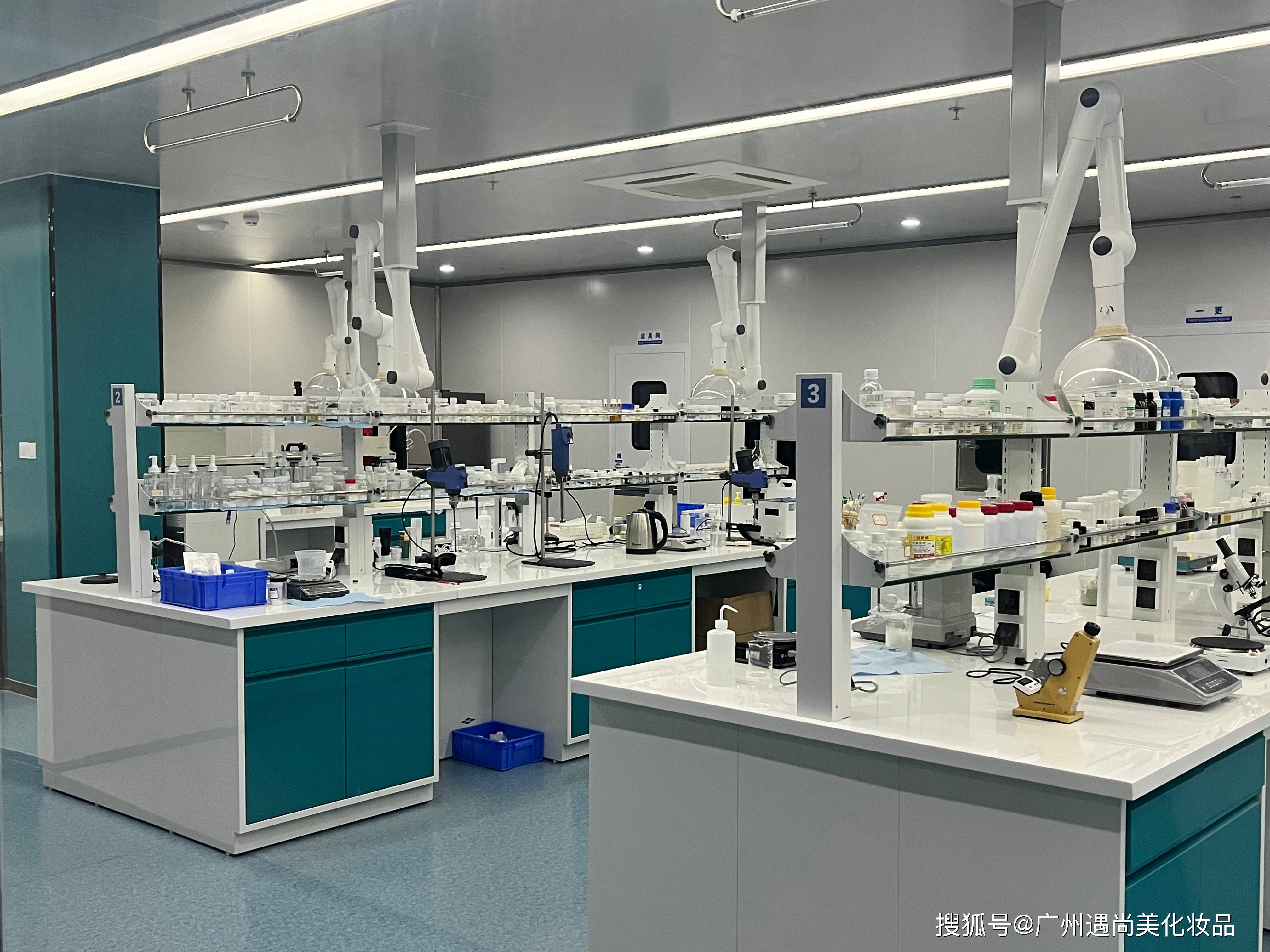 探秘化妆品代工厂:遇尚美化妆品工厂有哪些核心优势?